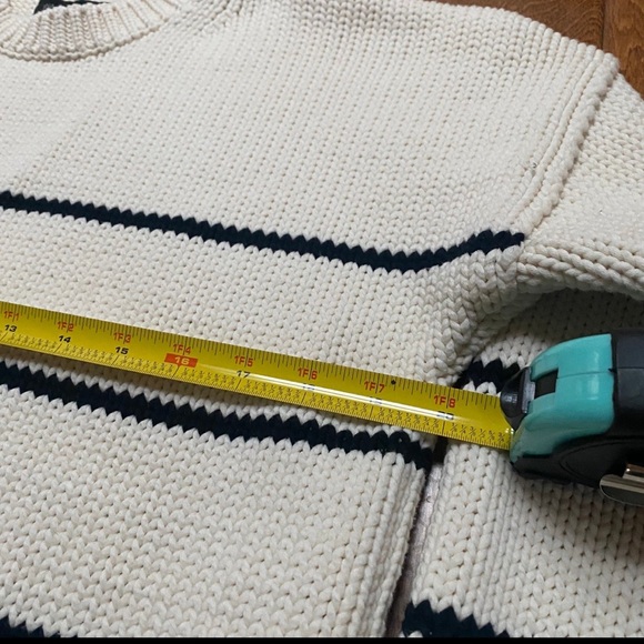 Banana Republic THICK Striped Crewneck Sweater Med - Picture 4 of 6